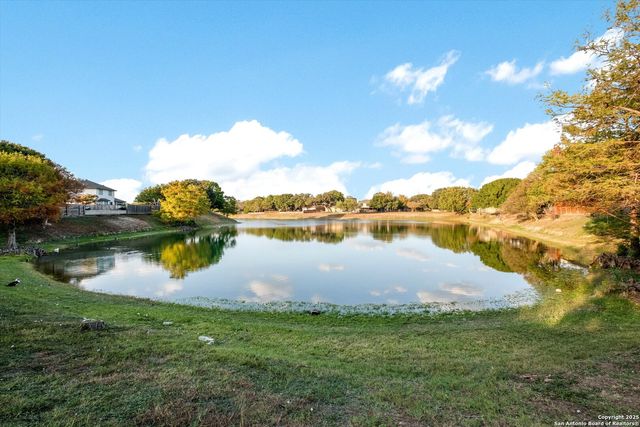 10702 Lake Path, San Antonio, TX 78217