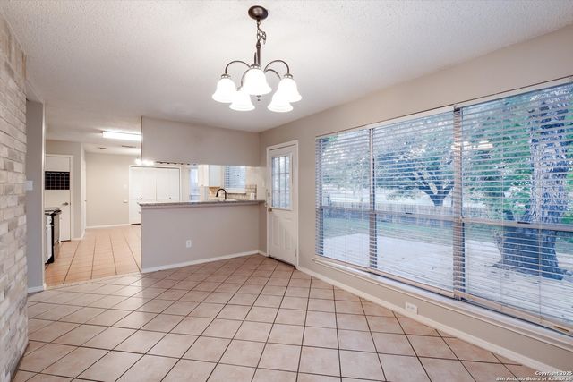 10702 Lake Path, San Antonio, TX 78217