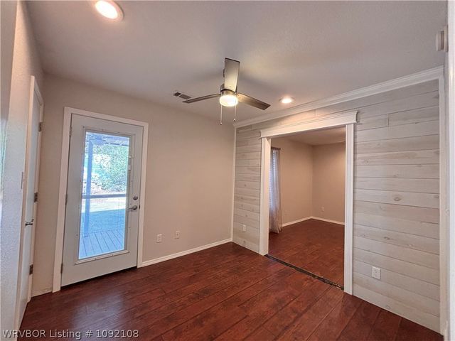 1207 12Th Street, Barling, AR 72923