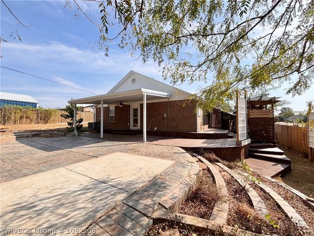 1207 12Th Street, Barling, AR 72923