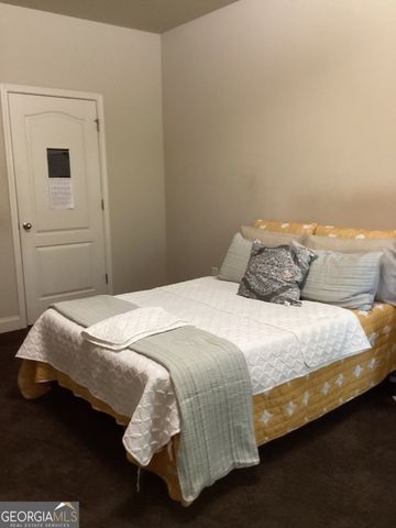 6074 Locklear Way, Douglasville, GA 30134