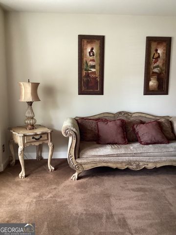 6074 Locklear Way, Douglasville, GA 30134