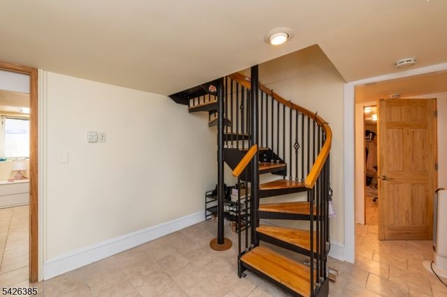 329 Academy St, South Orange Village Twp., NJ 07079