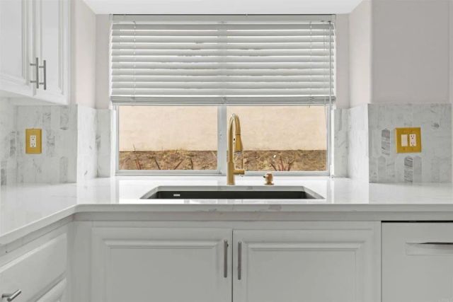 3702 Southridge Way, Oceanside, CA 92056