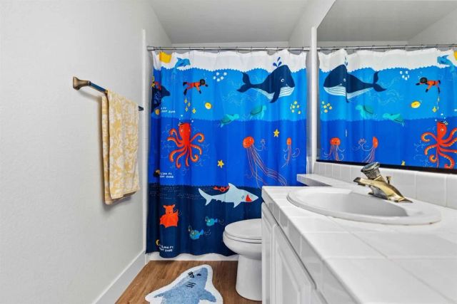 3702 Southridge Way, Oceanside, CA 92056