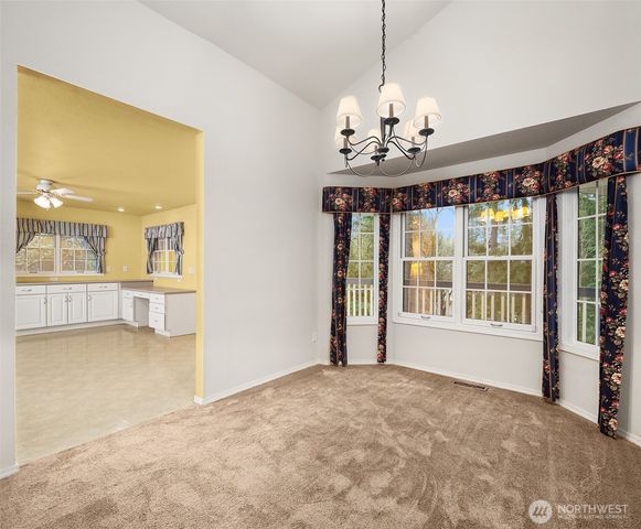 28033 194th Place SE, Kent, WA 98042