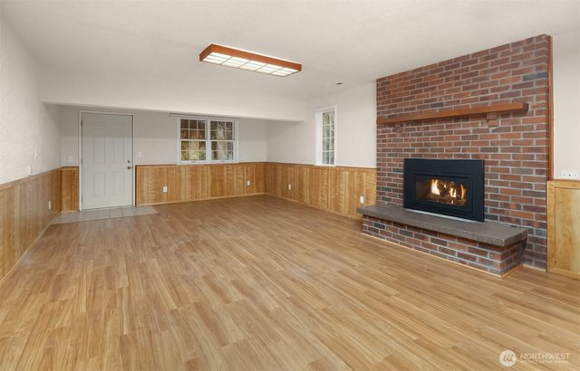 28033 194th Place SE, Kent, WA 98042