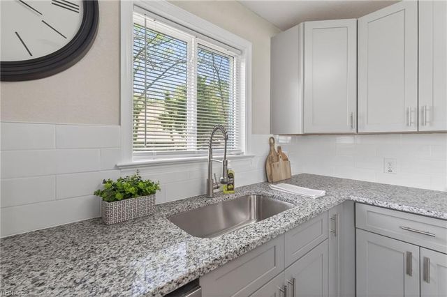 1554 N King ST, Hampton, VA 23669