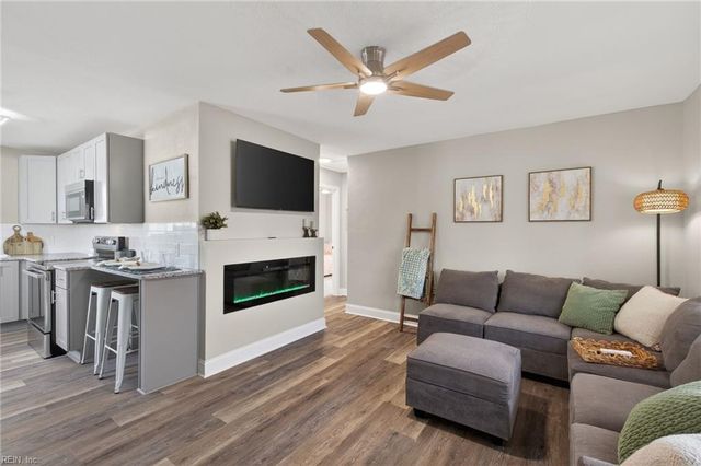 1554 N King ST, Hampton, VA 23669