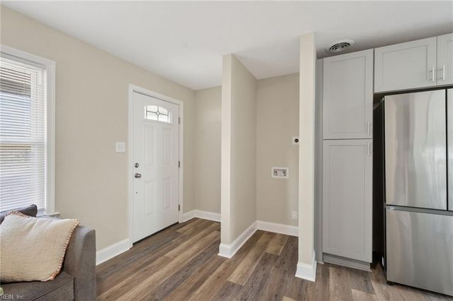 1554 N King ST, Hampton, VA 23669