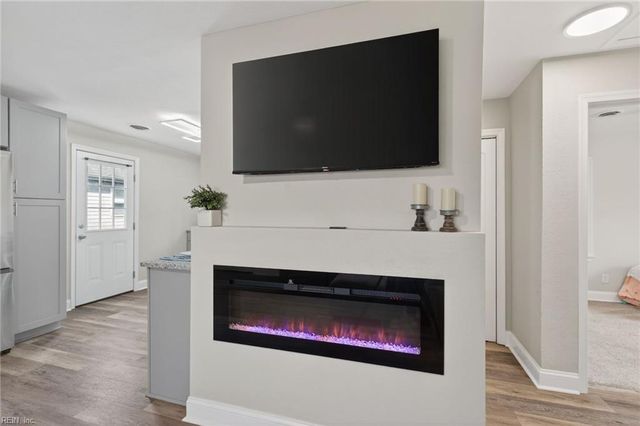 1554 N King ST, Hampton, VA 23669