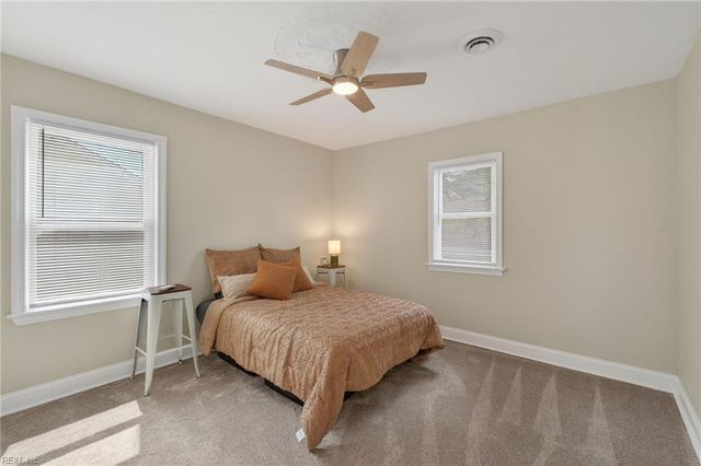 1554 N King ST, Hampton, VA 23669