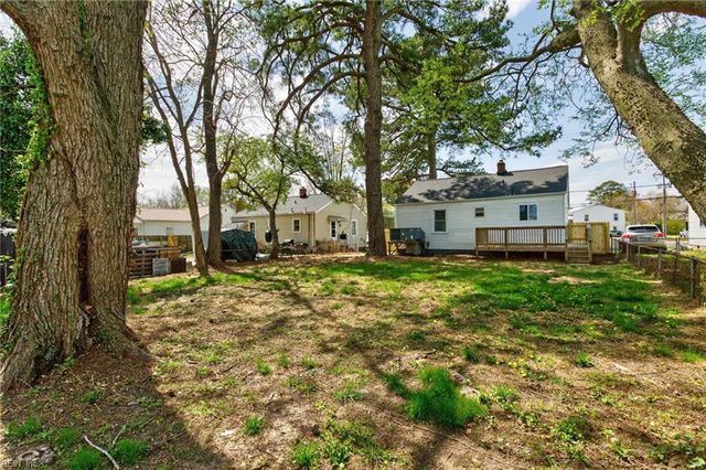 1554 N King ST, Hampton, VA 23669