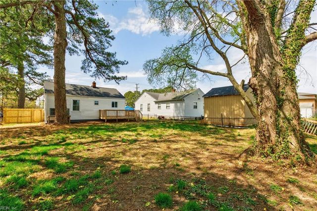 1554 N King ST, Hampton, VA 23669