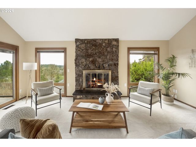 2912 ORCHARD HILL Pl, Lake Oswego, OR 97035