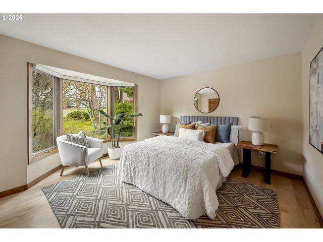 2912 ORCHARD HILL Pl, Lake Oswego, OR 97035