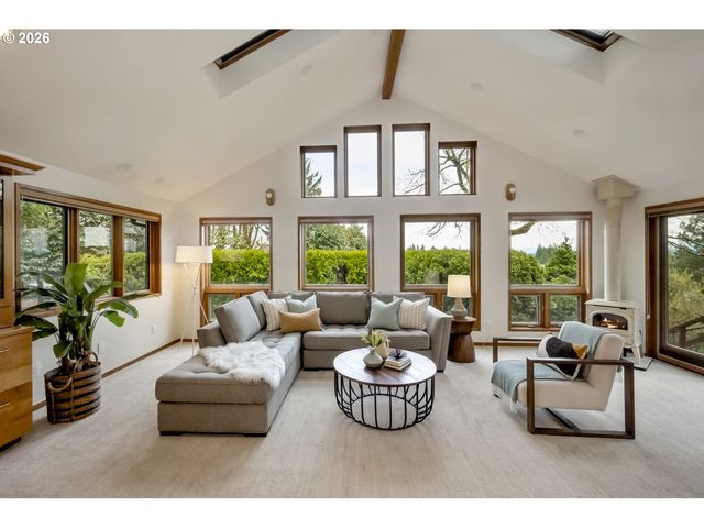 2912 ORCHARD HILL Pl, Lake Oswego, OR 97035