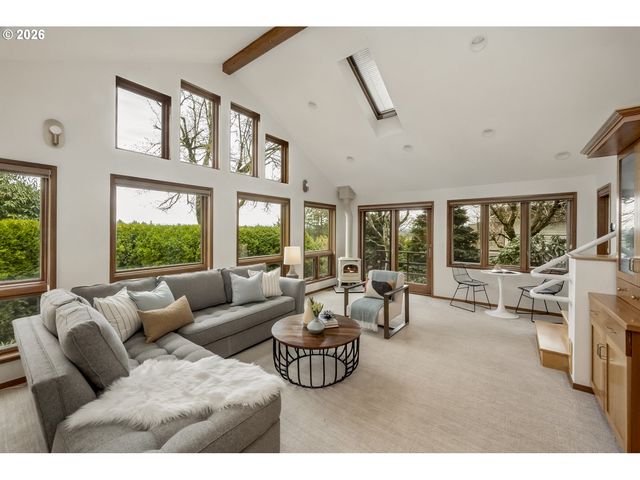 2912 ORCHARD HILL Pl, Lake Oswego, OR 97035