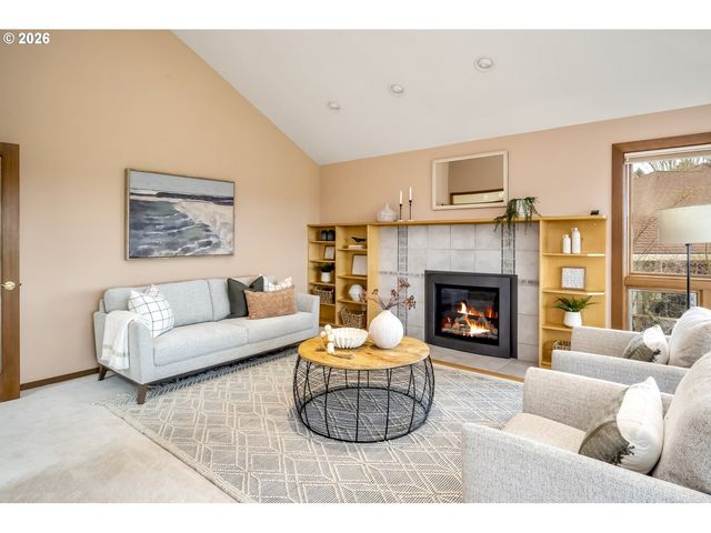 2912 ORCHARD HILL Pl, Lake Oswego, OR 97035