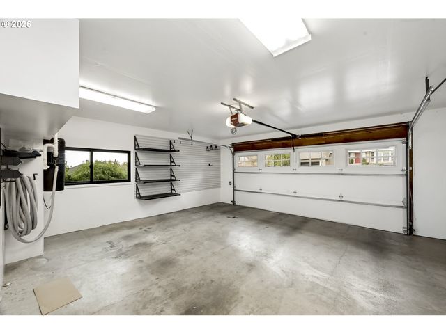 2912 ORCHARD HILL Pl, Lake Oswego, OR 97035