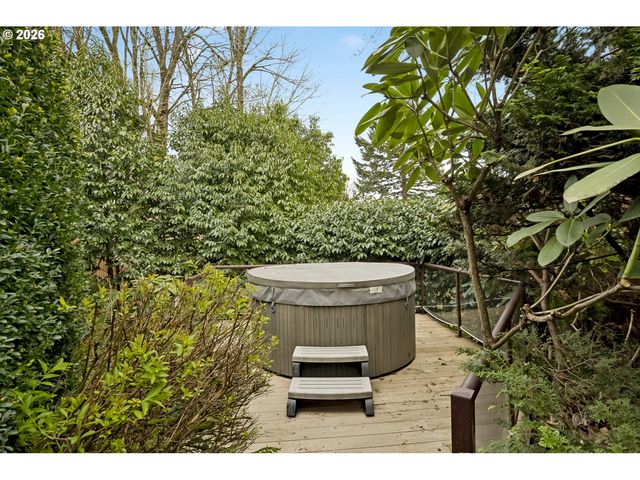 2912 ORCHARD HILL Pl, Lake Oswego, OR 97035