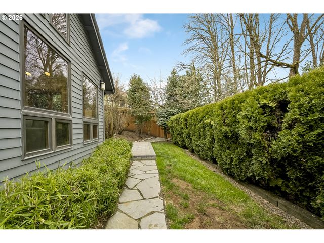 2912 ORCHARD HILL Pl, Lake Oswego, OR 97035