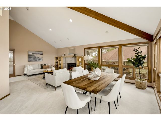 2912 ORCHARD HILL Pl, Lake Oswego, OR 97035