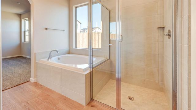 2463 E Okeefe Drive, Fresno, CA 93720