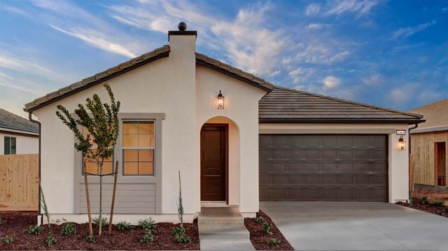 2463 E O'keefe Drive, Fresno, CA 93720