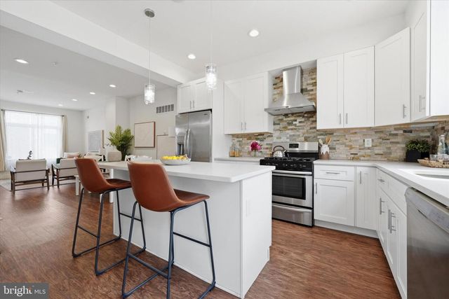 1720 INGERSOLL ST, Philadelphia, PA 19121