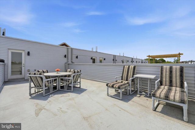 1720 INGERSOLL ST, Philadelphia, PA 19121