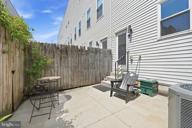 1720 INGERSOLL ST, Philadelphia, PA 19121