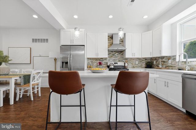 1720 INGERSOLL ST, Philadelphia, PA 19121