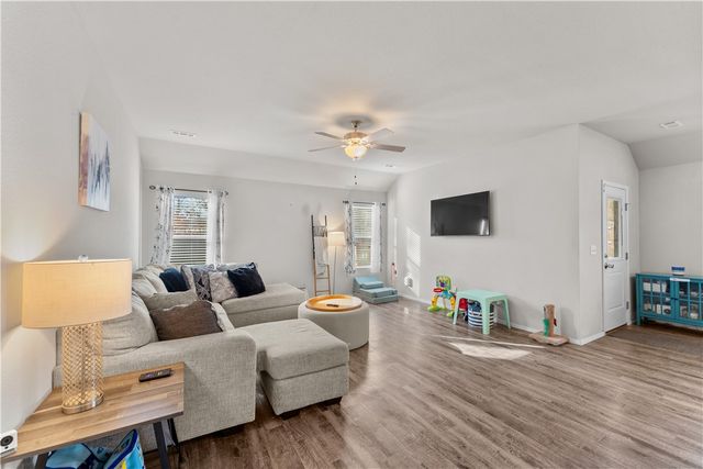 1063 Jessica Leigh Street, Elkins, AR 72727