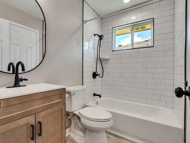 11010 Whittingham Lane, Houston, TX 77099