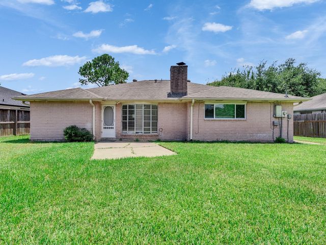 11010 Whittingham Lane, Houston, TX 77099