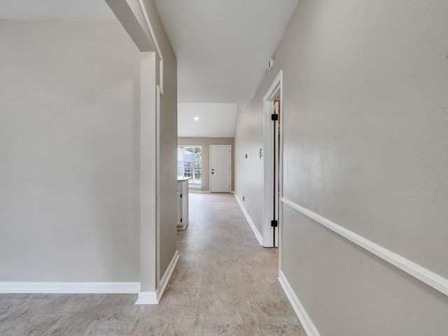 11010 Whittingham Lane, Houston, TX 77099
