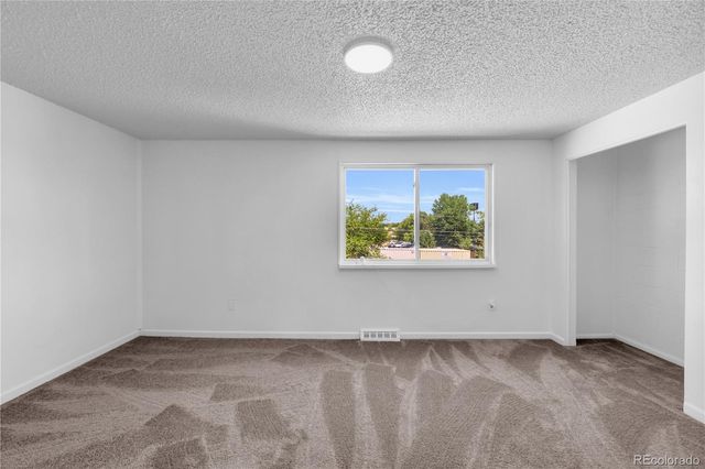 9461 W 47th Avenue, Wheat Ridge, CO 80033