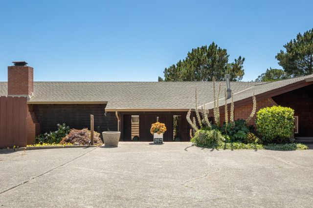 257 Oak Hill, Watsonville, CA 95076