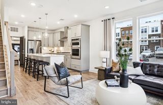 19790 LAVENDER DUST SQ, Ashburn, VA 20147