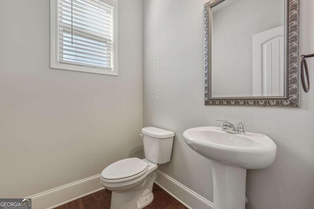 6496 CROSSCREEK Lane, Flowery Branch, GA 30542