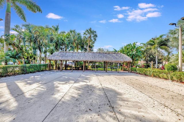 619 N Cortez Drive 619, Margate, FL 33068