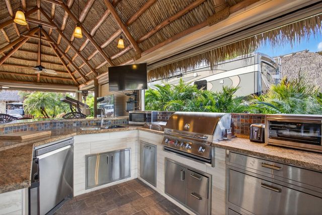 619 N Cortez Drive 619, Margate, FL 33068