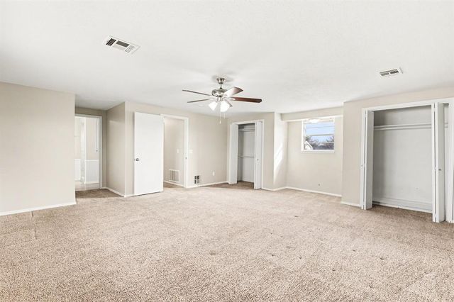 5825 NW 72nd Street, Warr Acres, OK 73132