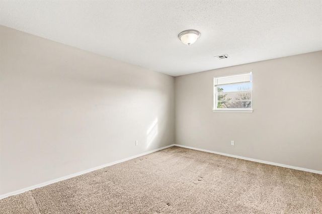 5825 NW 72nd Street, Warr Acres, OK 73132