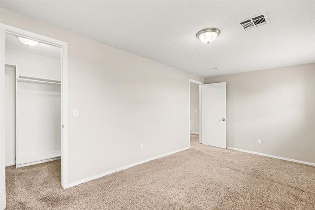 5825 NW 72nd Street, Warr Acres, OK 73132