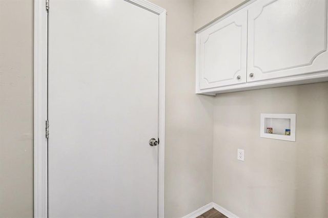 5825 NW 72nd Street, Warr Acres, OK 73132