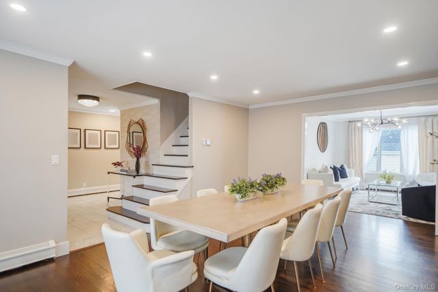 6 Crusader Lane, Nesconset, NY 11767