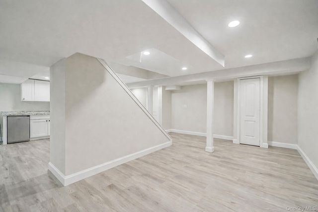 6 Crusader Lane, Nesconset, NY 11767