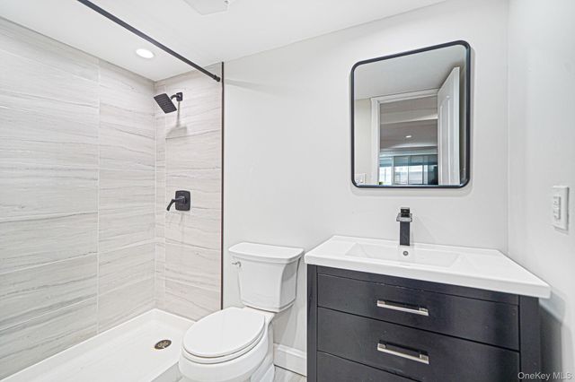 6 Crusader Lane, Nesconset, NY 11767